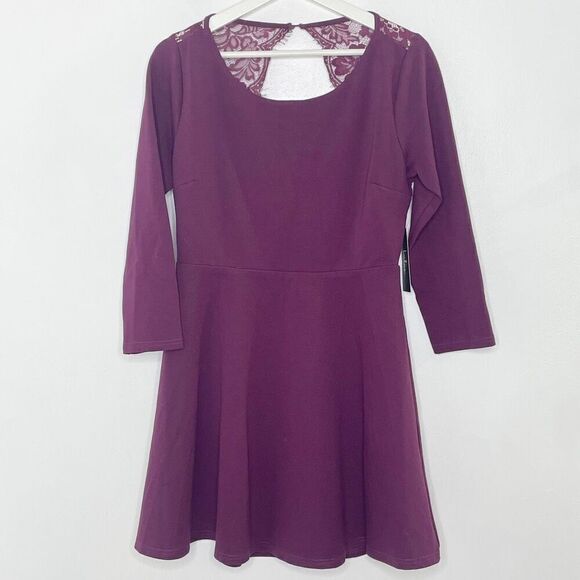 Lulu’s Felicity Plum Lace skater dress NWT - Picture 1 of 9